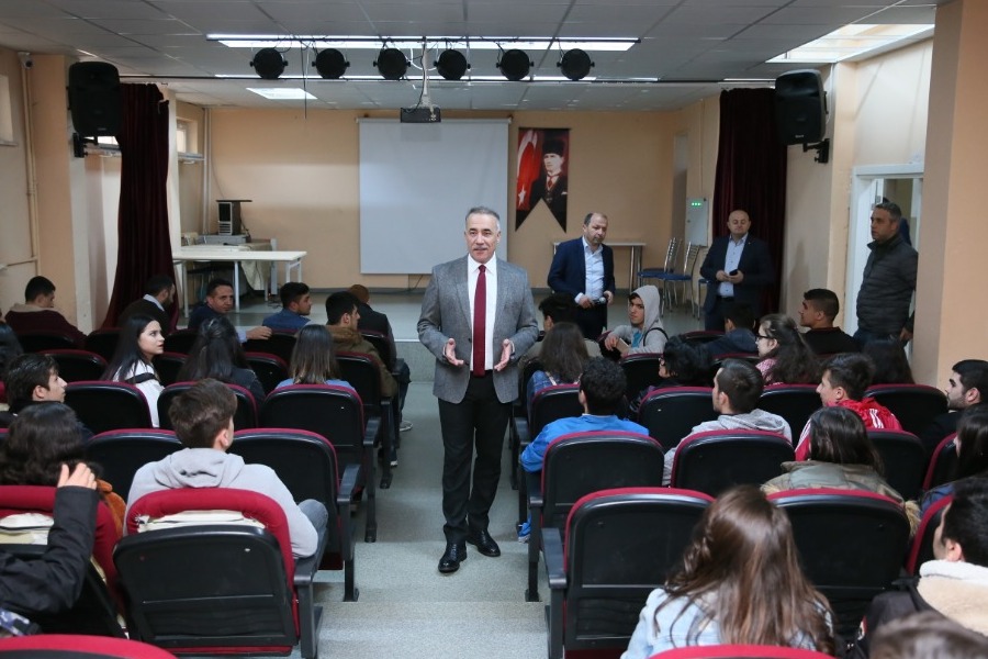 ​Selahaddin Eyyübi Mesleki ve Teknik Anadolu Lisesi'nde Genç Kardeşlerimizle Bir Araya Geldik